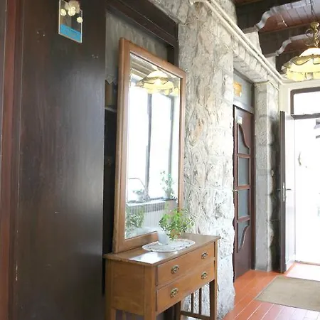 Pansion Ucka Bed & Breakfast *