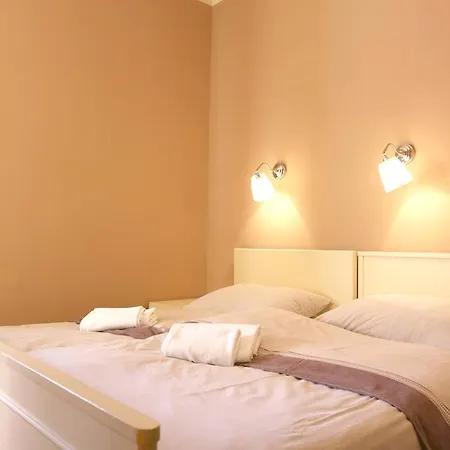 Bed & Breakfast Pansion Ucka *